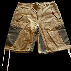 🛠️ R ound Two Utility Cargo Shorts – Tan & Olive – BNWT